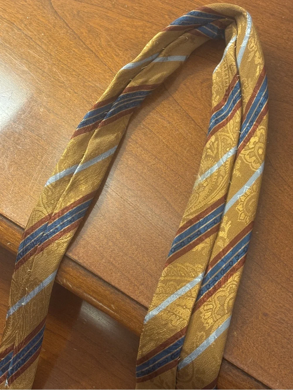 Vintage Gucci Silk Tie Mustard Hold Blue Red Stripes Made in Italy